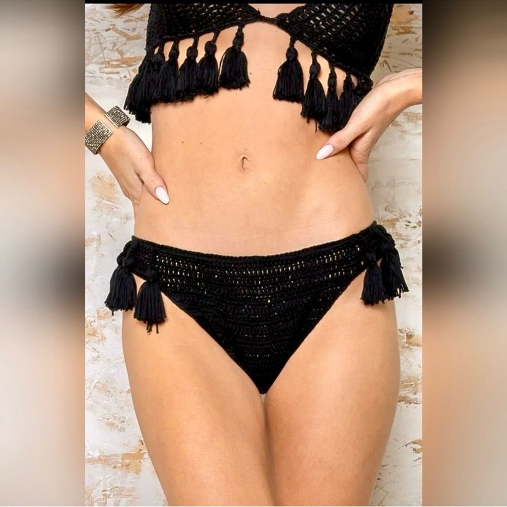 POL Crochet Bikini Size Medium Black  - New